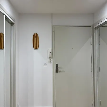 דירה Moderne - Terrasse Et Parking Gratuit באיון